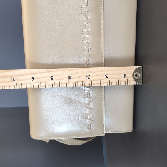 Vintage Leco Canada Beige Leather Womans Shoulder Bag. - Picture 15 of 16